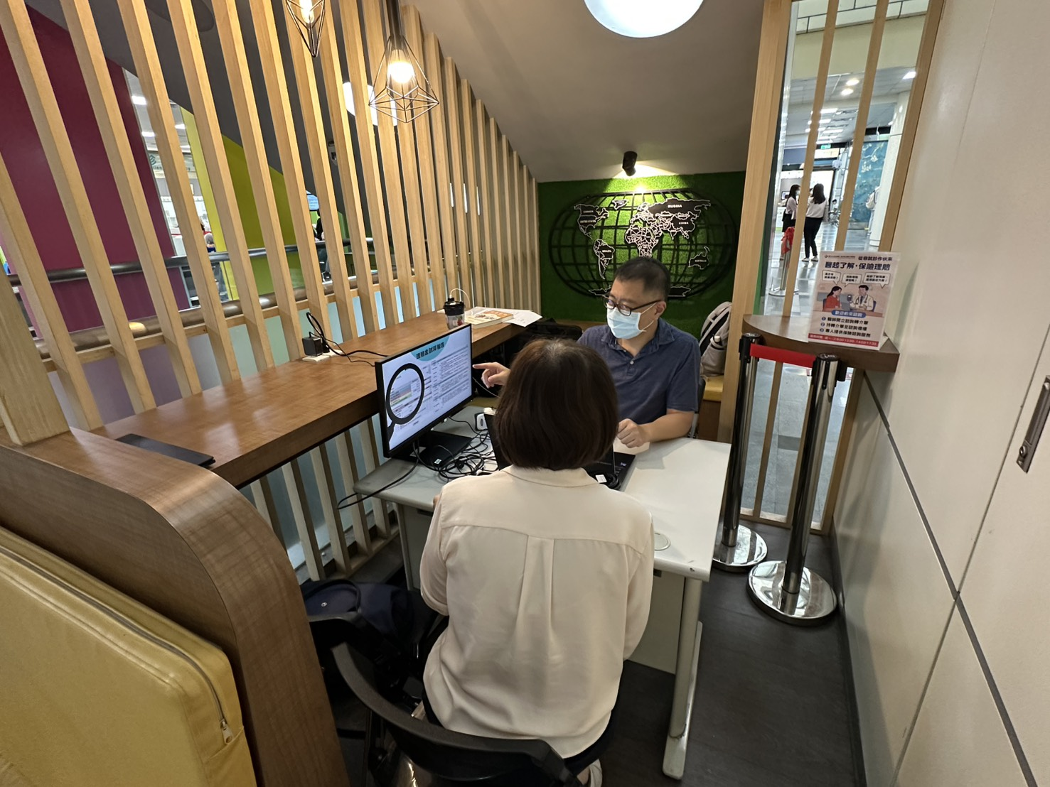 台北市立萬芳醫院理賠諮詢服務現場